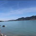 Wunderschoene Mit Privatstrand Spiez