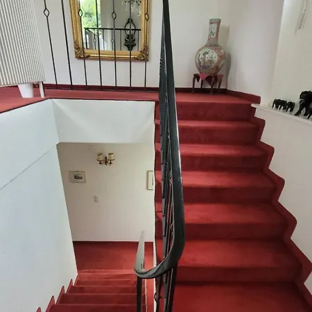 Wunderschoene Mit Privatstrand * سبيز