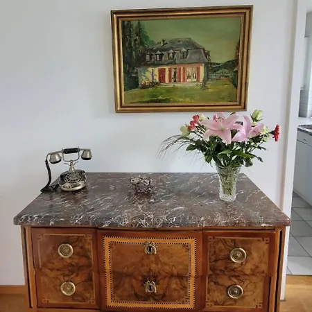 Wunderschöne Mit Privatstrand * Spiez