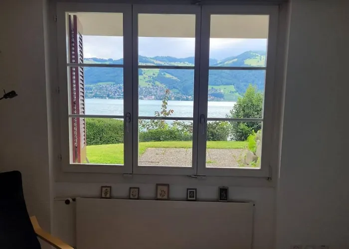 Wunderschoene Mit Privatstrand Villa