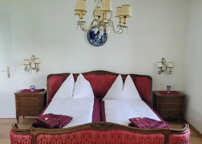 Wunderschoene Mit Privatstrand Villa *