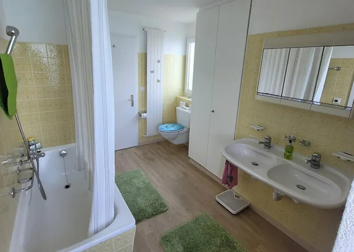 Wunderschoene Mit Privatstrand