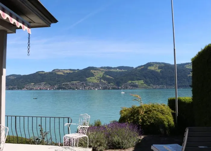 Wunderschoene Mit Privatstrand *