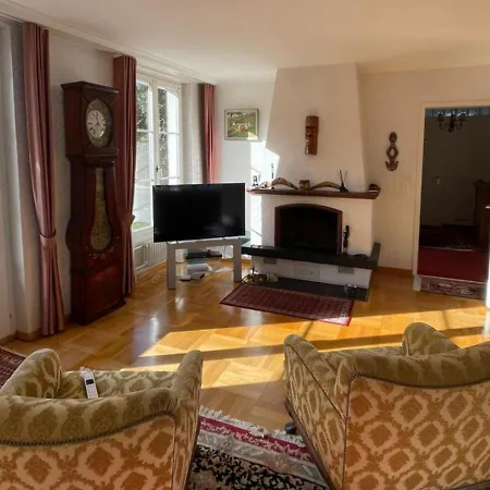 Wunderschoene Mit Privatstrand Villa