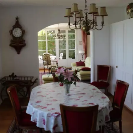 Vila Wunderschoene Mit Privatstrand *