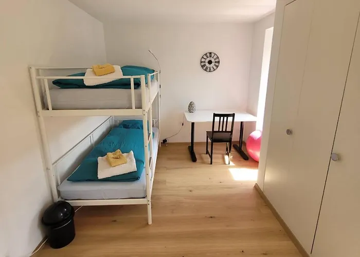 Wunderschoene Mit Privatstrand Villa