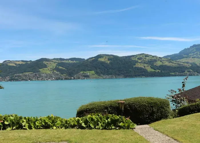 Wunderschoene Mit Privatstrand Spiez